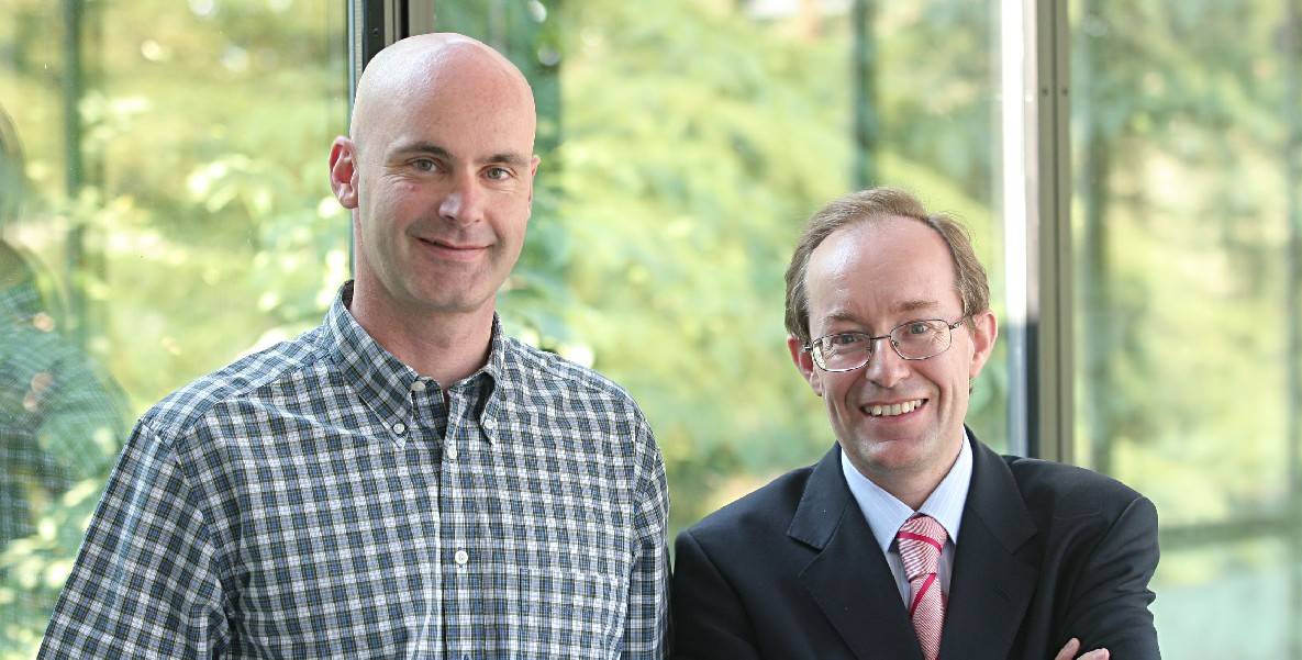 Los doctores Alfonso Calvo y Luis Montuenga, investigadores del Programa de Tumores Sólidos del Cima Universidad de Navarra