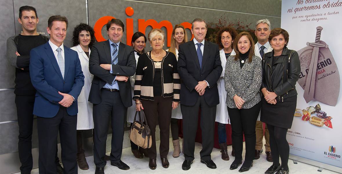 El Caserío de Tafalla y el CIMA, juntos en la lucha contra el Alzheimer Las dos instituciones navarras han firmado un acuerdo para colaborar en la investigación de esta enfermedad neurodegenerativa y que afecta a más de 700.000 personas en España