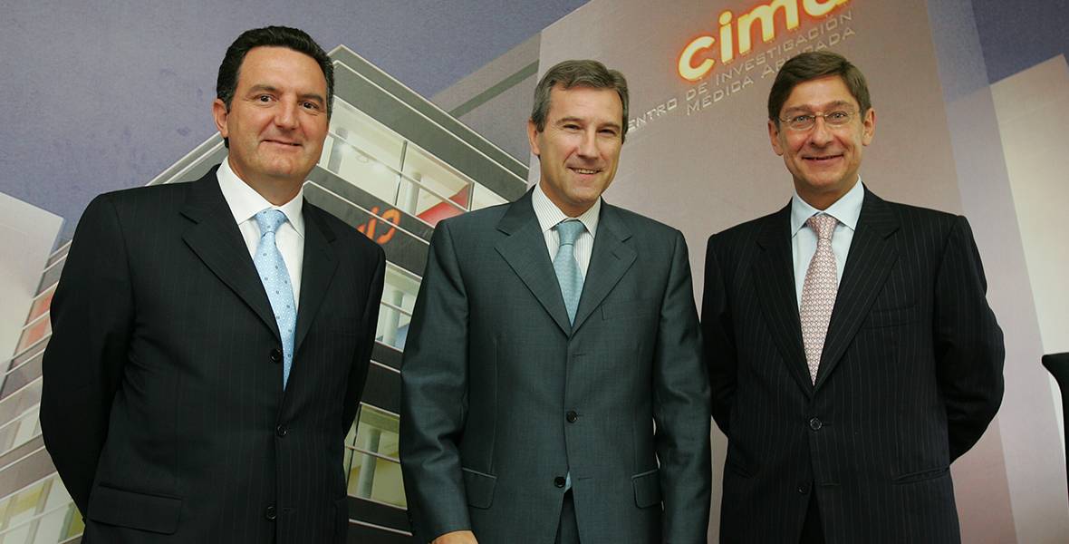 El consejero delegado del BBVA visita el CIMA de la Universidad de Navarra José Ignacio Goirigolzarri, consejero delegado del BBVA, visitó el Centro de Investigación Médica Aplicada (CIMA) de la Universidad de Navarra