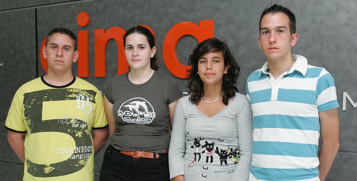 Los ganadores de la Olimpiada Nacional de Biología, en el CIMA de la Universidad de Navarra Tres gallegos y una murciana se prepararon para la fase internacional de la competición en este centro de investigación