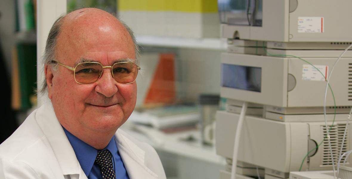 Sanidad autoriza a ISDIN y Digna Biotech a probar en humanos una de las 30 patentes del CIMA de la Universidad de Navarra El P144 se desarrolla como medicamento de uso tópico para la esclerodermia, una enfermedad que provoca fibrosis en la piel, vasos sanguíneos y pulmón
