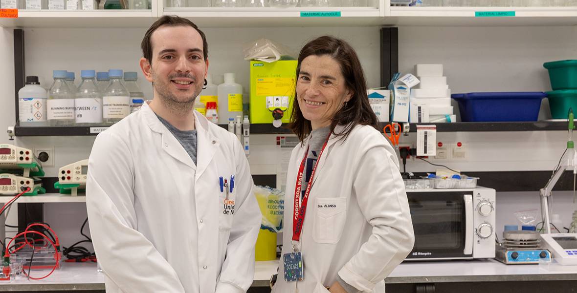 Daniel de la Nava, investigador predoctoral y la Dra. Marta Alonso, directora del estudio científico Daniel de la Nava, investigador predoctoral y la Dra. Marta Alonso, directora del estudio científico