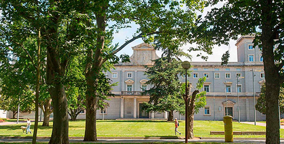 Edificio Central. Universidad de Navarra
