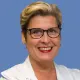 Imagen de la Dra. Ana Patiño García, especialista del Departamento de Genética Clínica de la Universidad de Navarra. La Dra. Patiño se dedica preferencialmente a los tumores óseos infantiles y consulta de genética clínica.