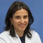 Dra. Agnes Díaz Dorronsoro La imagen muestra a la Dra. Agnes Díaz Dorronsoro, especialista en Cardiología de la Clínica Universidad de Navarra, con amplia experiencia en el campo. La Dra. Díaz es una profesional altamente capacitada y experimentada en el diagnóstico y tratamiento de enfermedades cardiovasculares, siendo un referente en el área de la salud cardiovascular.En su práctica clínica, la Dra. Díaz se enfoca en brindar atención personalizada y de alta calidad a sus pacientes, con el objetivo de ofrecer soluciones efectivas y mejorar su calidad de vida. Su enfoque multidisciplinario y su compromiso con la innovación en el manejo de las patologías cardiovasculares la hacen destacar en el campo de la Cardiología.En la Clínica Universidad de Navarra, contamos con un equipo de especialistas en Cardiología y tecnología de última generación en el área de la salud cardiovascular, para ofrecer atención médica excepcional a nuestros pacientes. Estamos comprometidos en proporcionar el más alto nivel de cuidado y servicio a aquellos que confían en nosotros para el manejo de su salud.Para obtener más información sobre nuestros servicios en Cardiología, no dude en ponerse en contacto con nosotros.